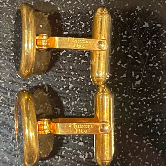 Christian Dior Gold & Onyx Cufflinks and Shirt Stud Set - Picture 2 of 4